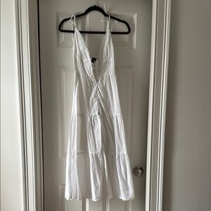 Lulu’s Elegant White Summer Dress